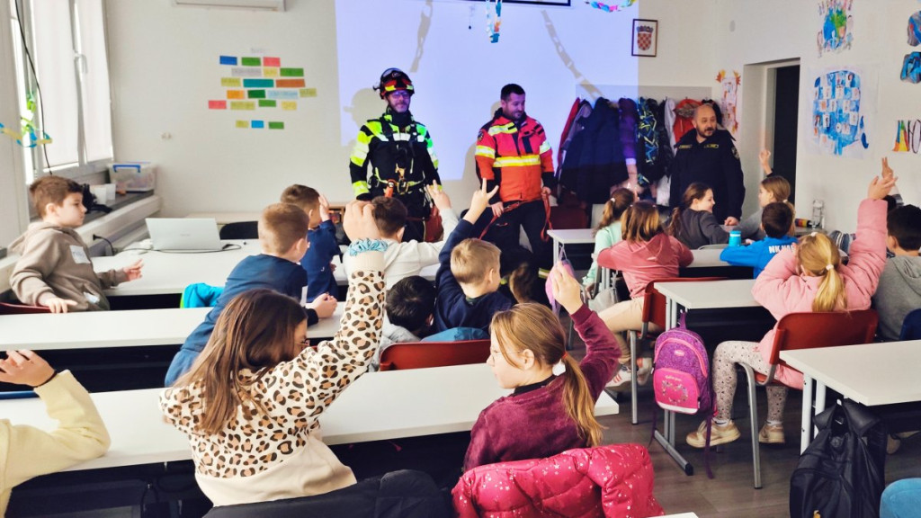 Mala škola vatrogastva u Ivanić-Gradu